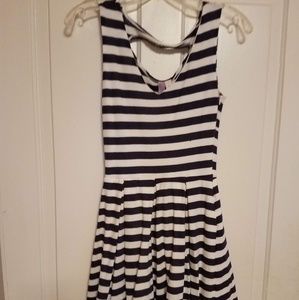 Cute summer flare dress with cutout back